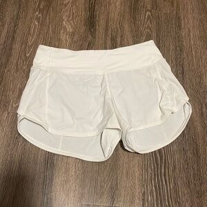 Lululemon Speed Up short